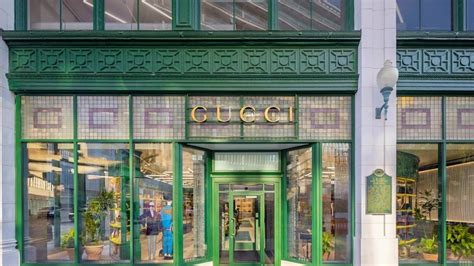 gucci store milwaukee|gucci store in chicago downtown.